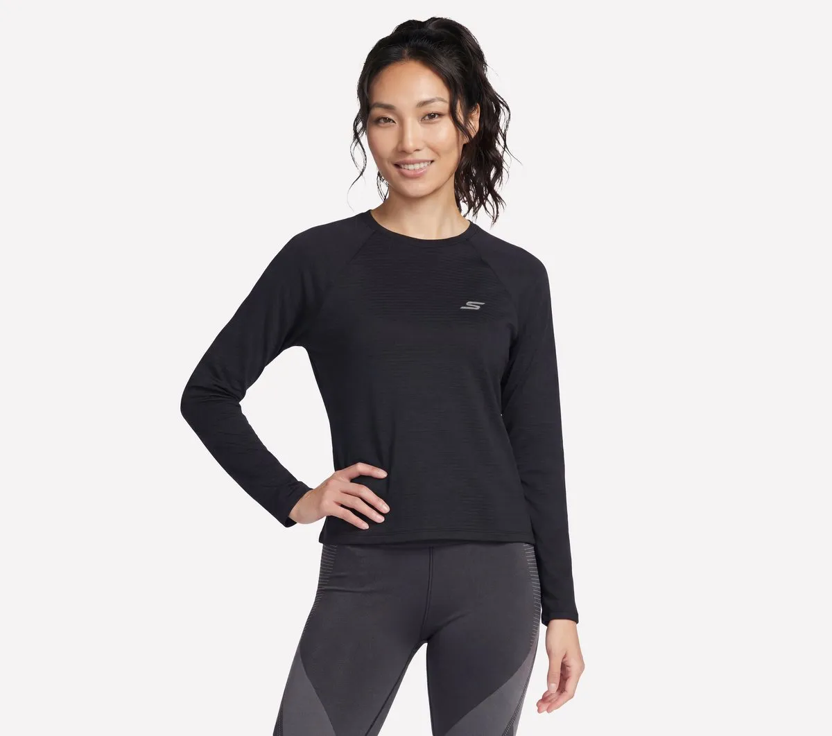 Skechers GO DRI Stride Long Sleeve Crew