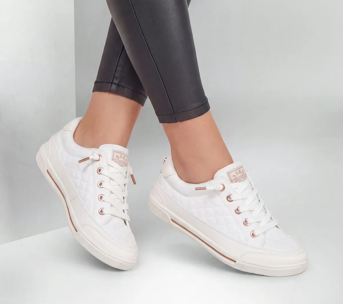 Skechers BOBS B Cute 2.0 – Cozy Fit Quilt Kisses