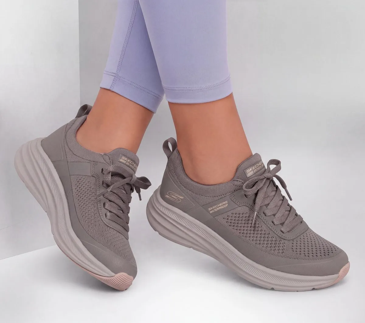Skechers Waterproof: BOBS Skillz – Too Sharp