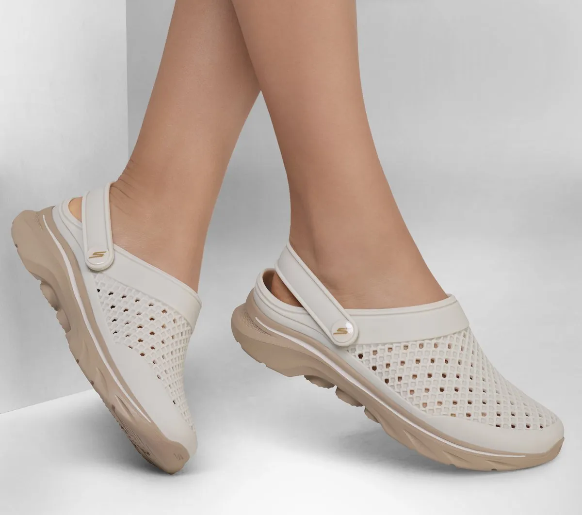 Skechers Foamies: GO WALK 7 – Joyous