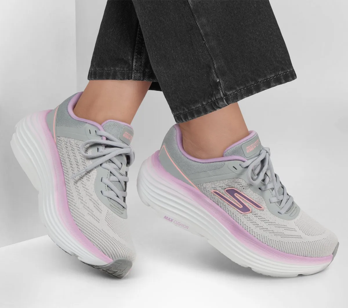 Skechers Max Cushioning Endeavour – Ardena