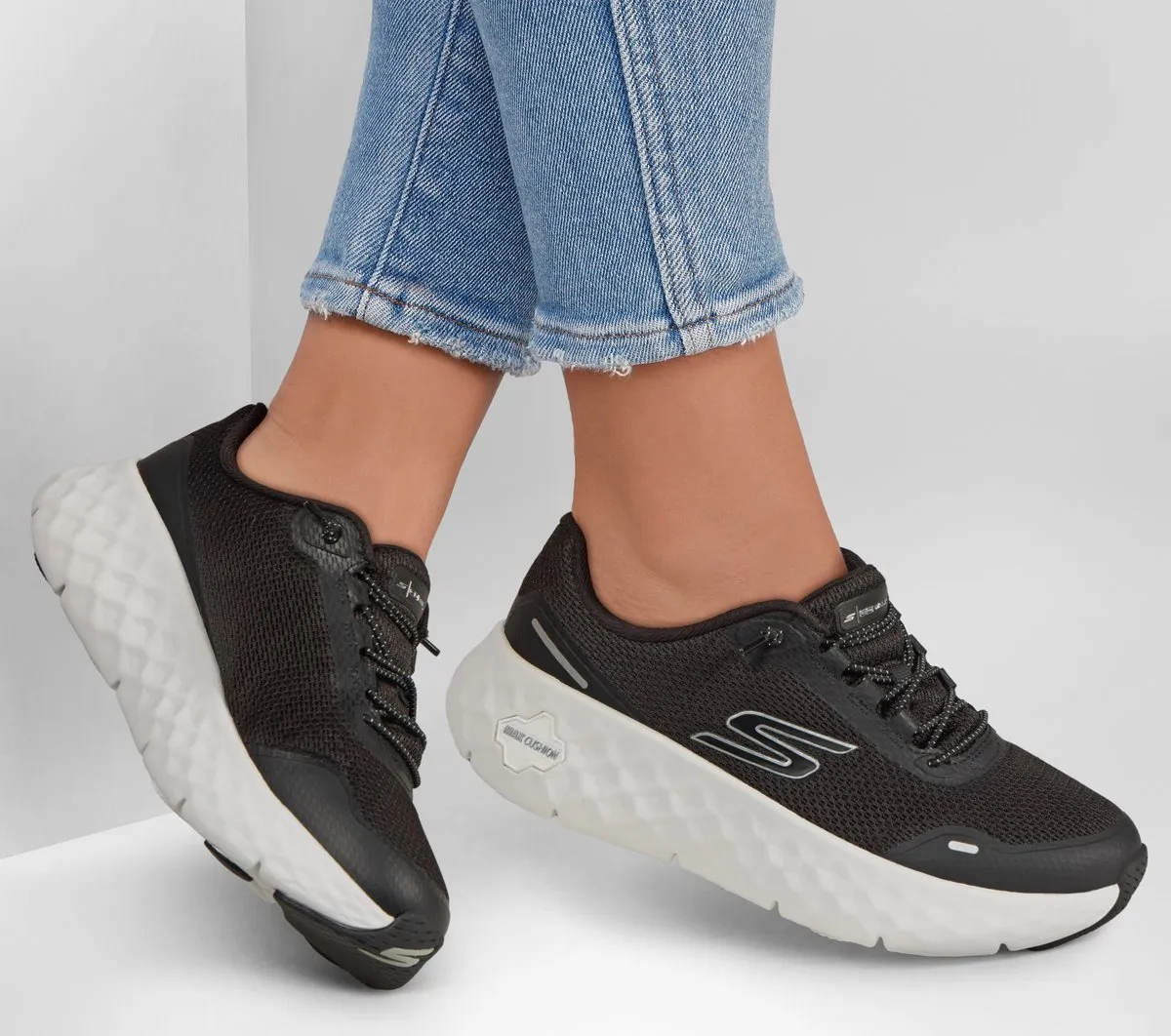 Skechers GO WALK Max Cushioning Flex