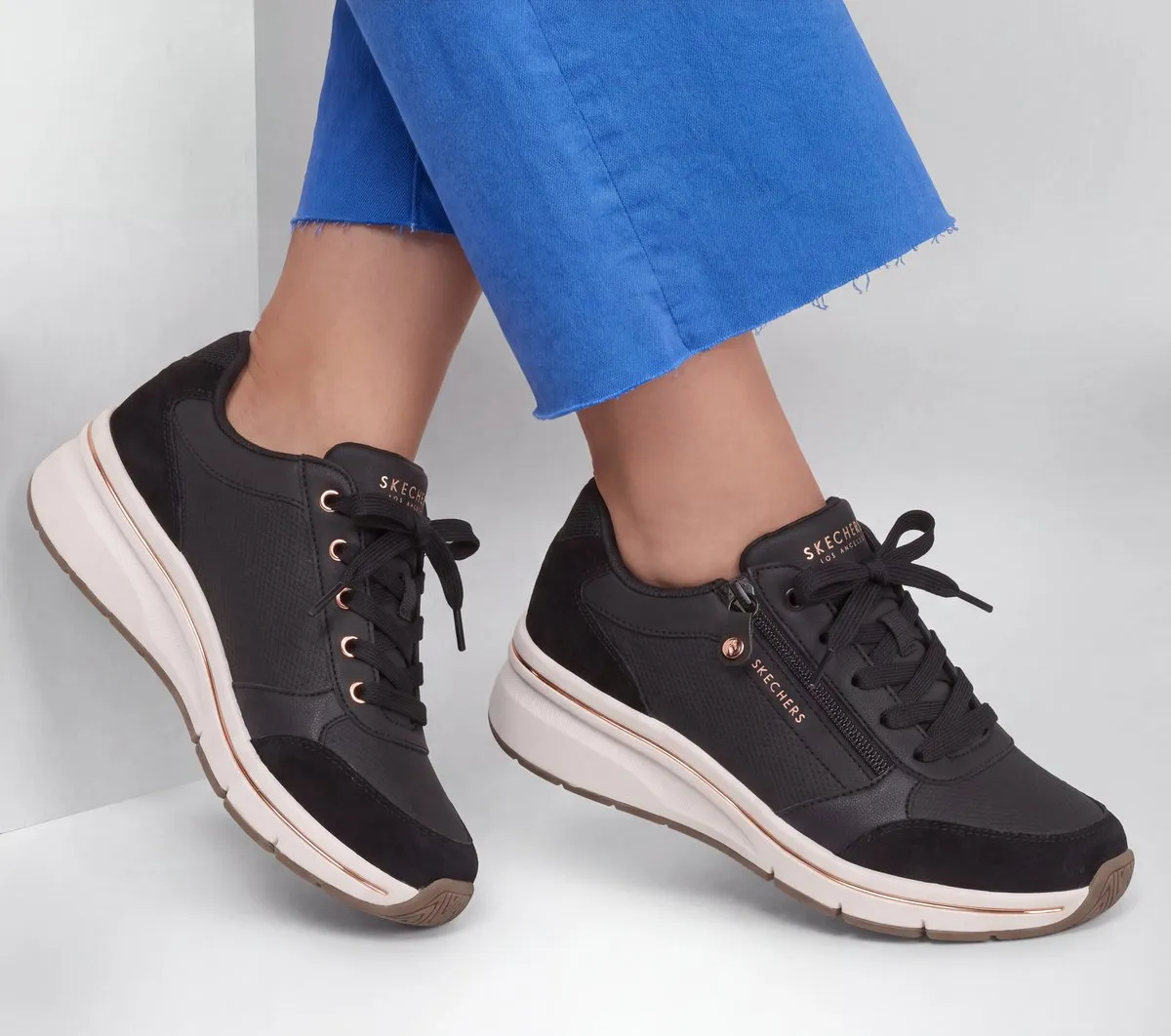Skechers Billion Flex – Luxe Up
