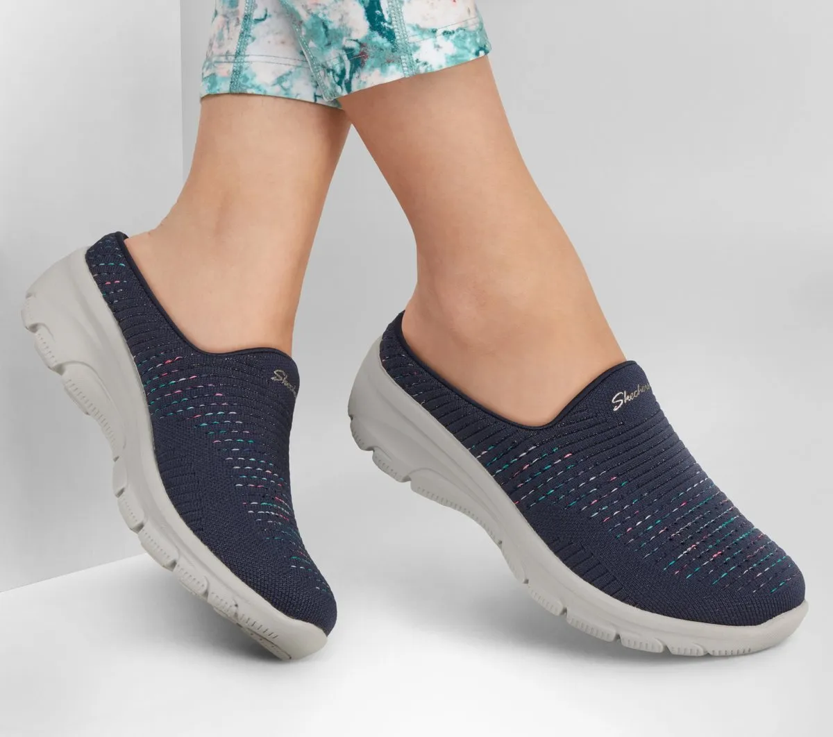 Skechers Relaxed Fit: Easy Going – Clear Days