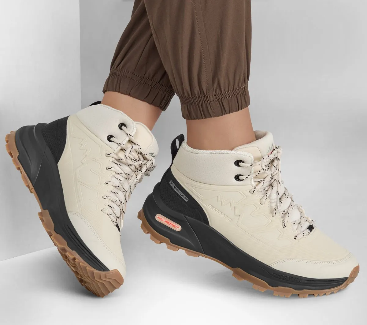Skechers Waterproof: Max Protect Legacy – Weekend Getaway