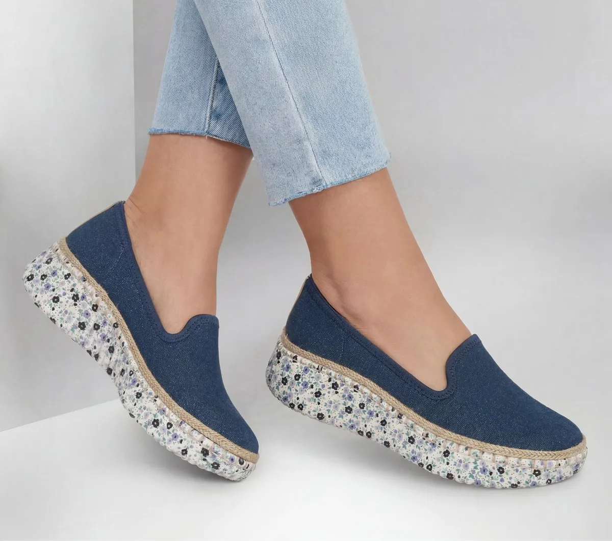 Skechers Wilshire Blvd – Spring Whispers