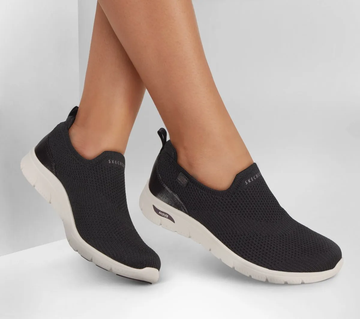 Skechers Arch Fit Refine 2.0 – Nora