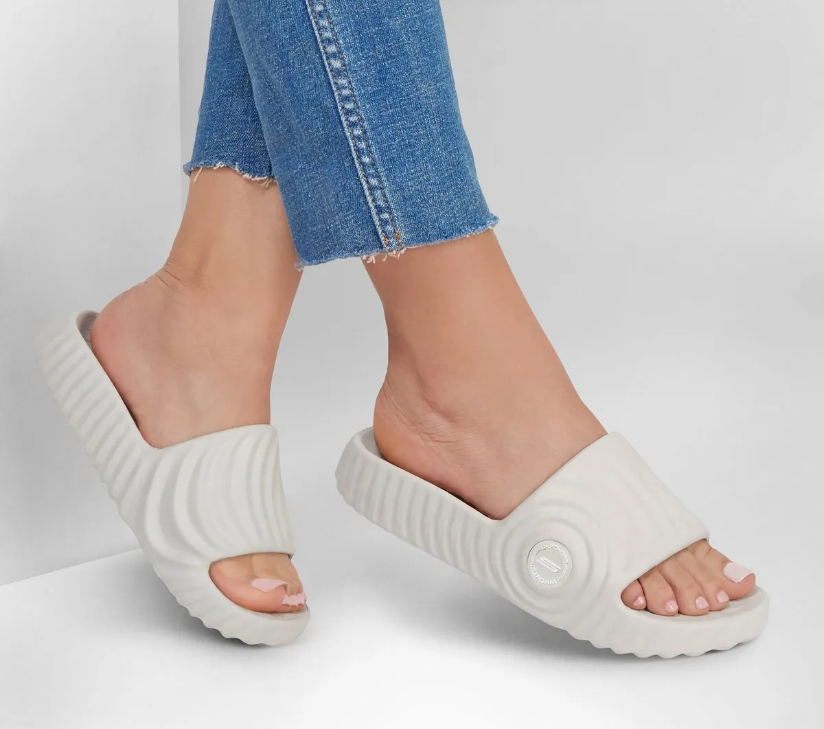 Skechers GO FOAM Arch Fit Craze – Kai