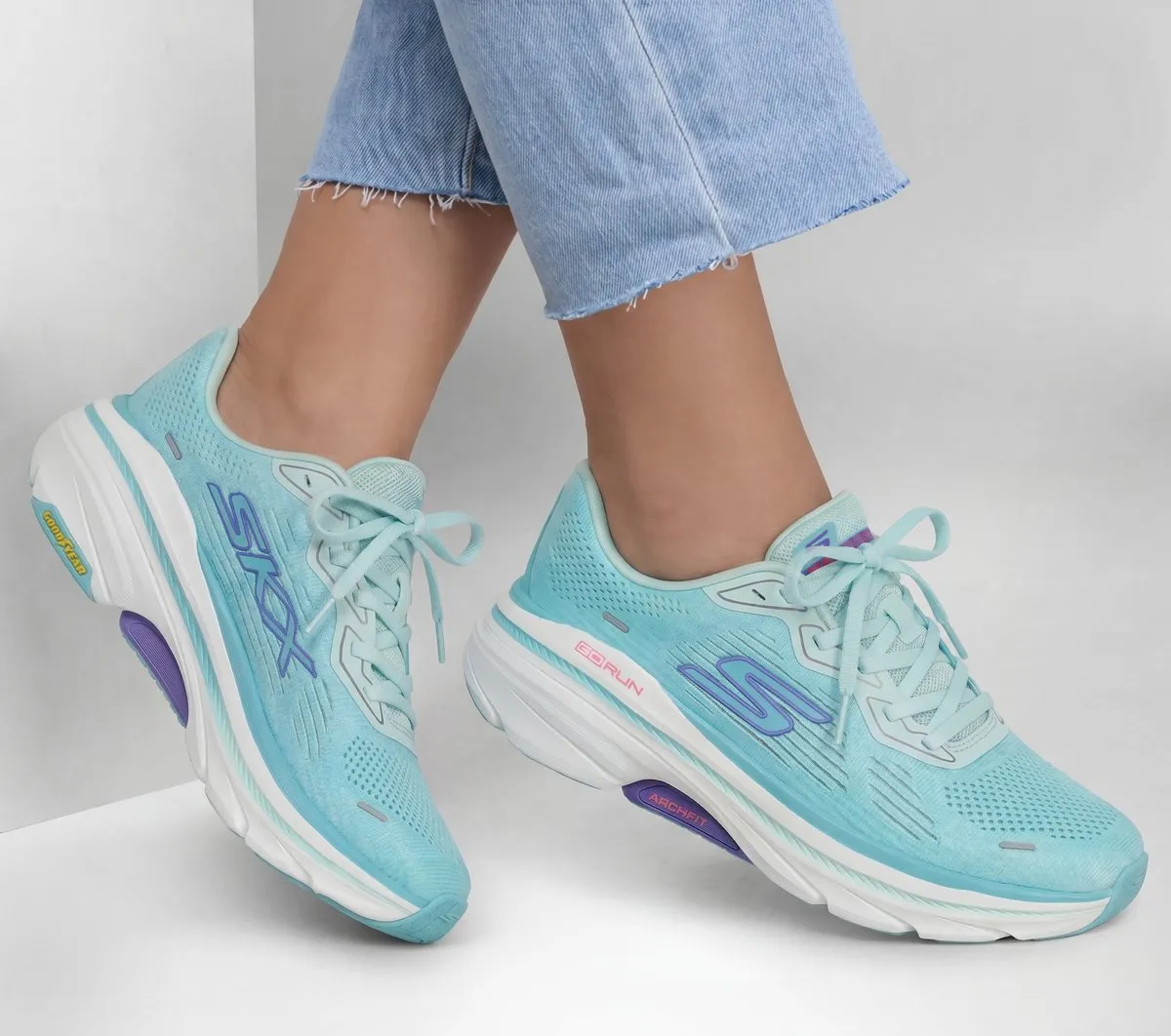 Skechers Max Cushioning Arch Fit 2.0 – Jetsin