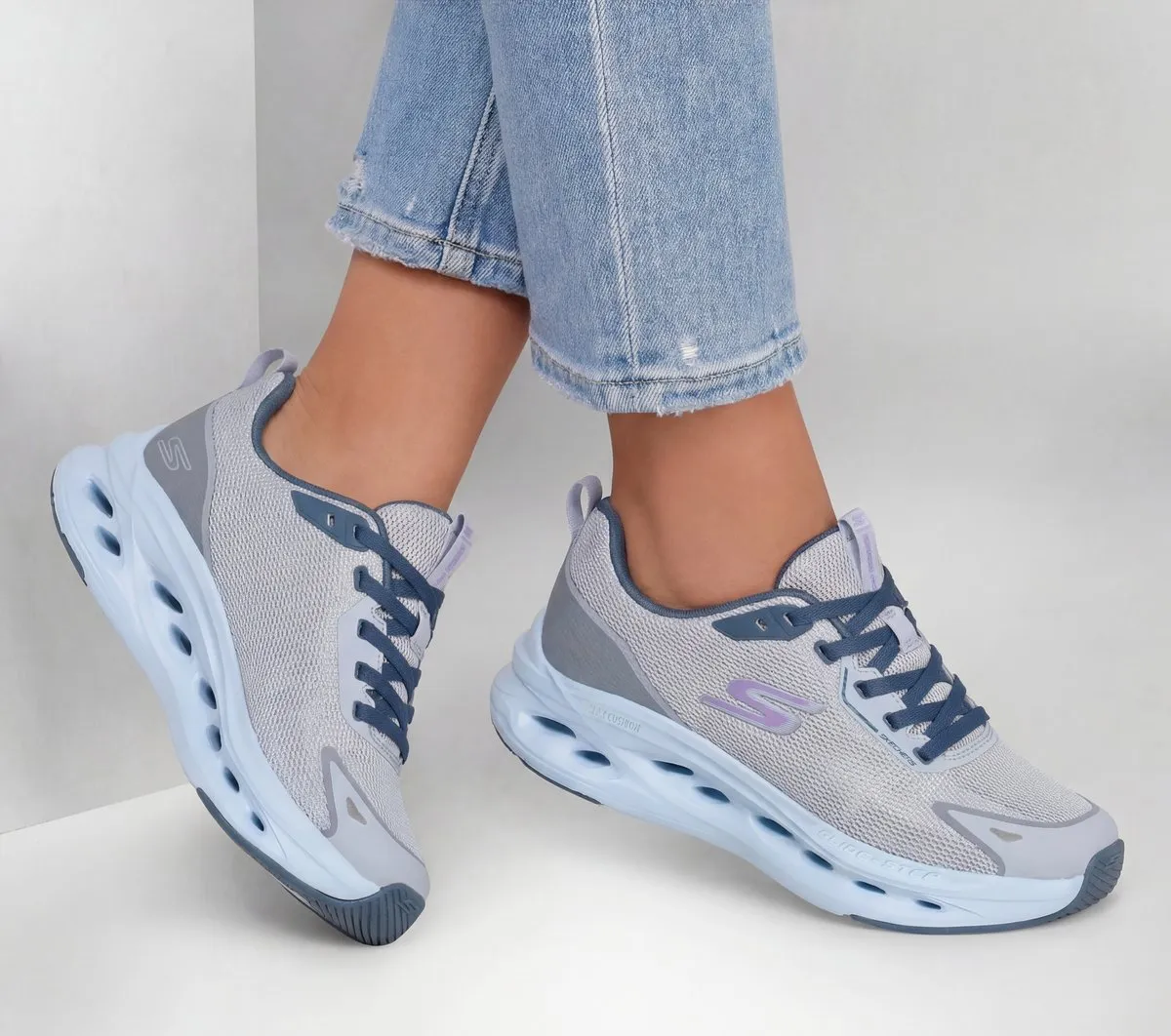 Skechers Max Cushioning Glide-Step – Tukker