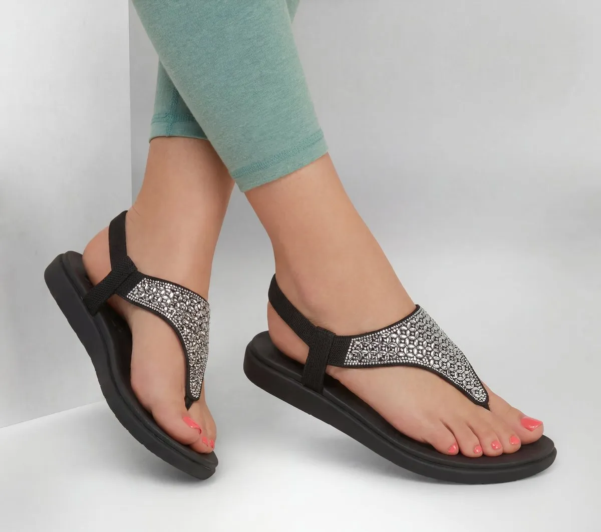 Skechers Meditation Luxe – Modern Event