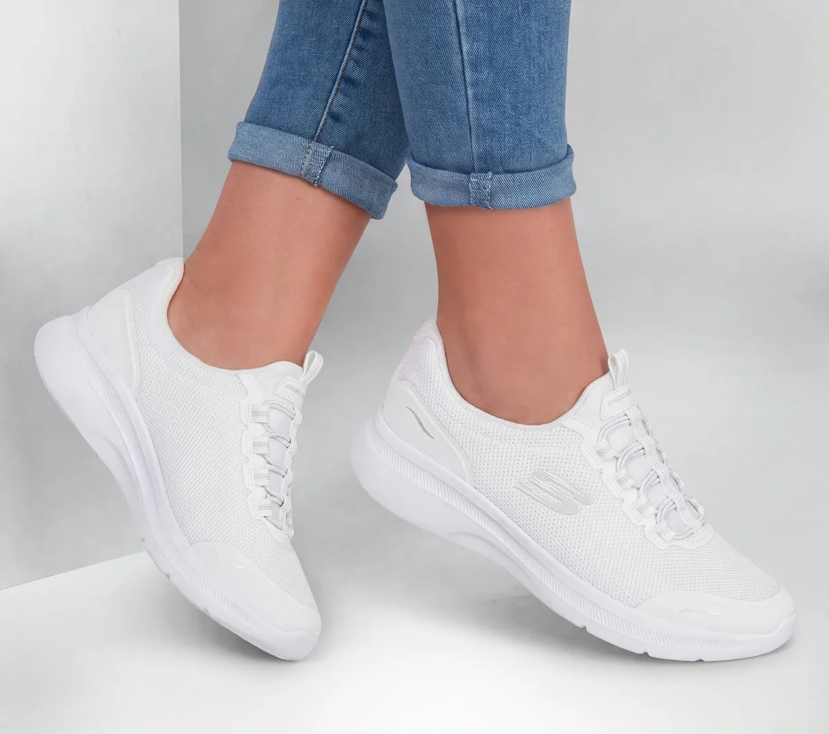 Skechers Relaxed Fit: Dynamight 3.0 – Daily Stride