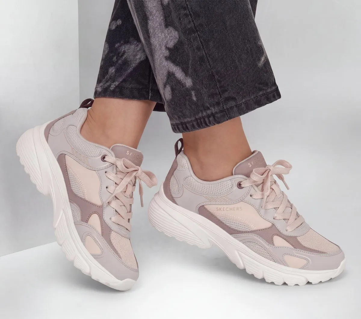 Skechers E'Clypse Lite – Lunar Walks